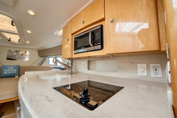 Legacy 40ft Intrepid Yacht For Sale