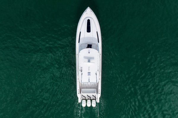 Legacy 40ft Intrepid Yacht For Sale