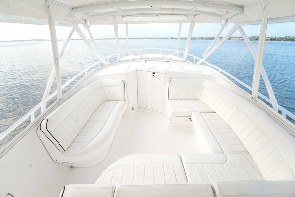 Legacy 40ft Intrepid Yacht For Sale