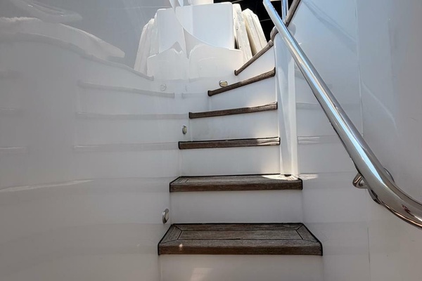 120ft Palmer Johnson Yacht For Sale