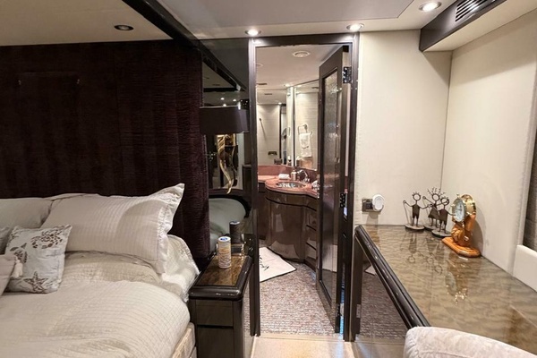 Master Suite 9