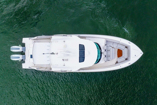 Tiara Yachts 43 LS Yacht For Sale