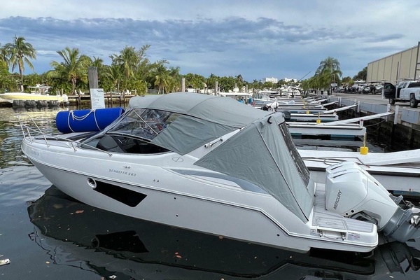 32ft Schaefer Yacht For Sale