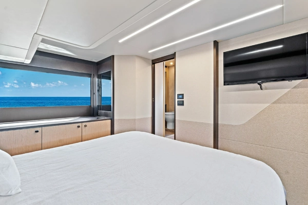 Absolute 52 Fly Yacht For Sale