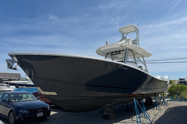 41ft Regulator Yacht For Sale