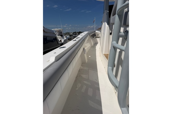 41ft Regulator Yacht For Sale