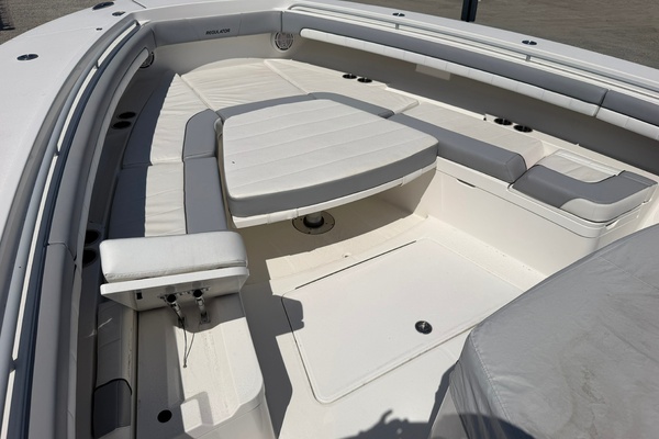 41ft Regulator Yacht For Sale