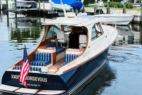 Joan s LiL Rondevous 37ft Hinckley Yacht For Sale
