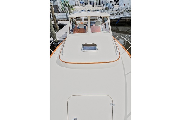Joan s LiL Rondevous 37ft Hinckley Yacht For Sale