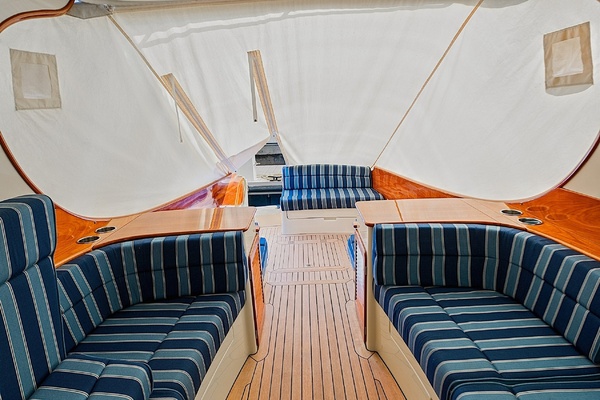 Joan s LiL Rondevous 37ft Hinckley Yacht For Sale