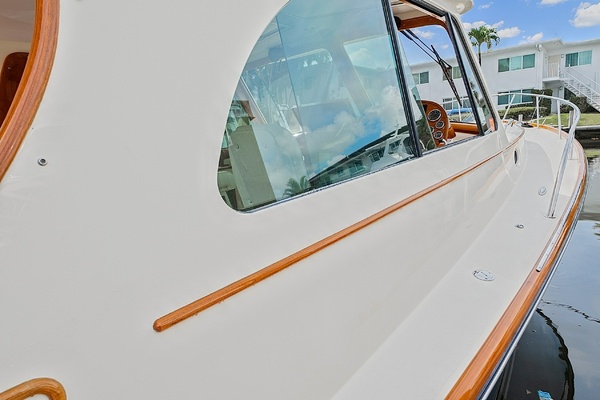 Joan s LiL Rondevous 37ft Hinckley Yacht For Sale