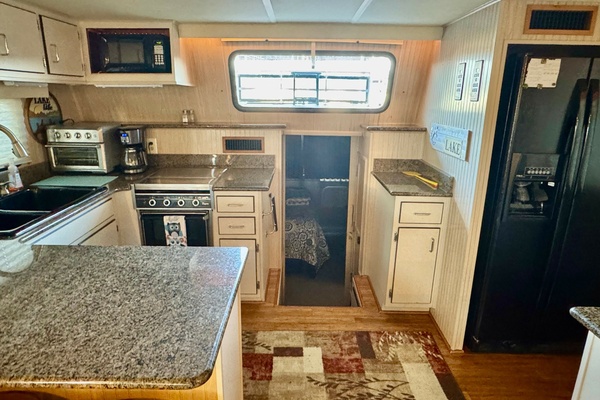 Parotte Head 50ft Gibson Yacht For Sale