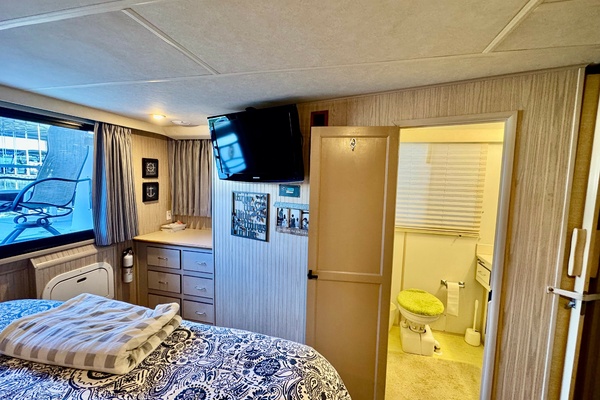 Parotte Head 50ft Gibson Yacht For Sale