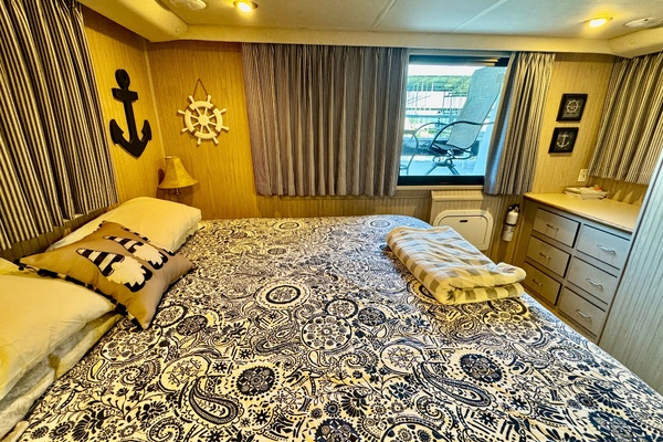 Parotte Head 50ft Gibson Yacht For Sale