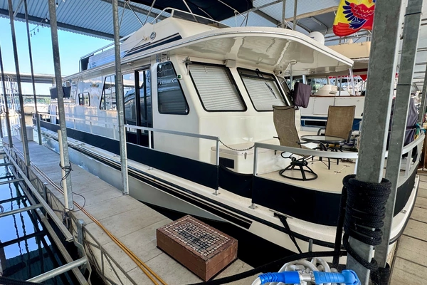 50-ft-Gibson-2003-5000-Parotte Head Iuka Mississippi United States  yacht for sale