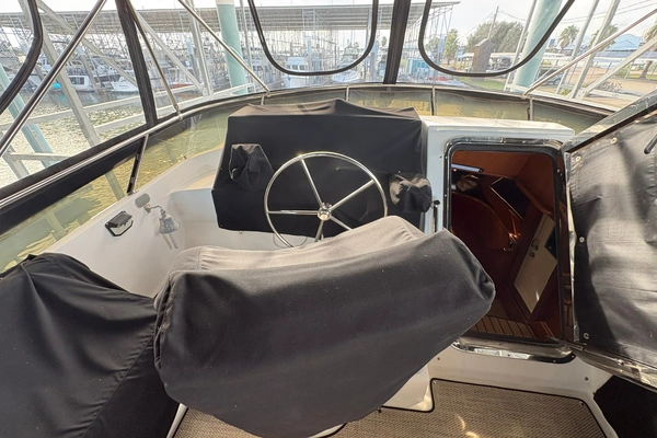 Symbol 50 Pilothouse Yacht For Sale
