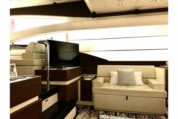 60ft Azimut Yacht For Sale