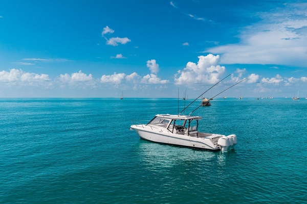 35ft Everglades Yacht For Sale