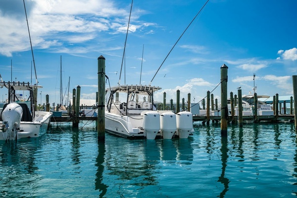 35ft Everglades Yacht For Sale