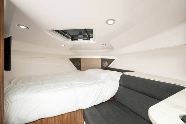 35ft Everglades Yacht For Sale