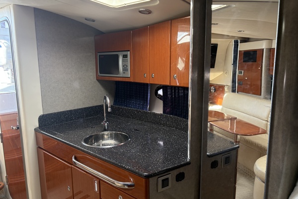 31ft Formula Yacht For Sale