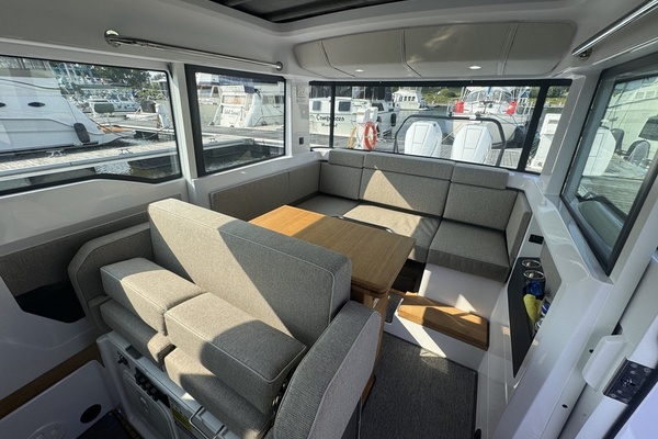 37ft Axopar Yacht For Sale