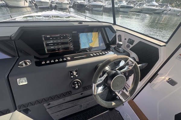 37ft Axopar Yacht For Sale