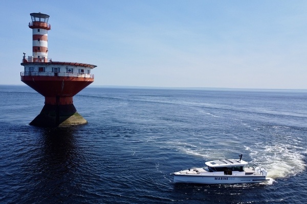37ft Axopar Yacht For Sale