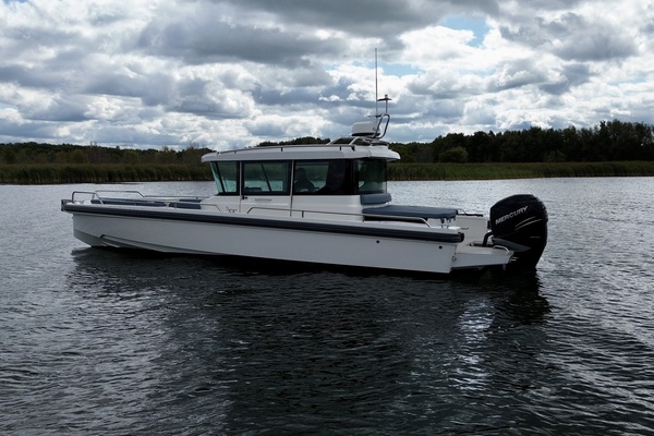 28ft Axopar Yacht For Sale