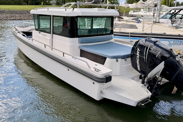 28ft Axopar Yacht For Sale