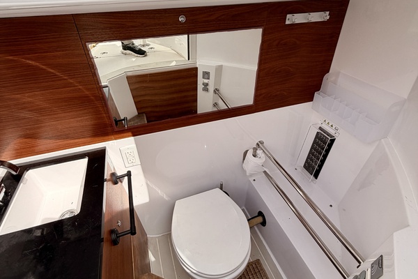 28ft Axopar Yacht For Sale