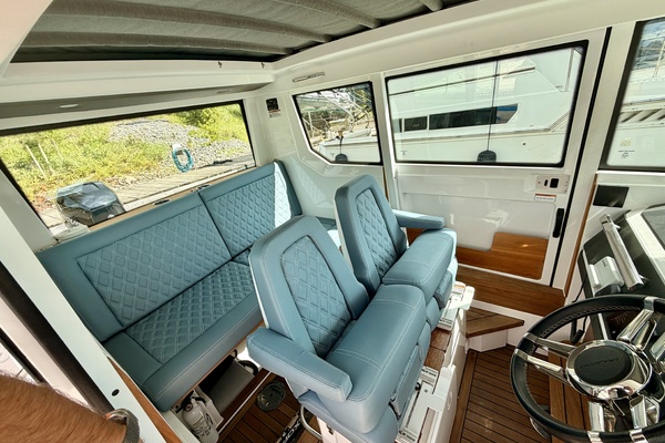 28ft Axopar Yacht For Sale