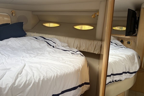 37ft Sea Ray Yacht For Sale
