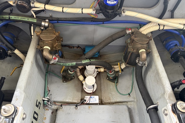 37ft Sea Ray Yacht For Sale