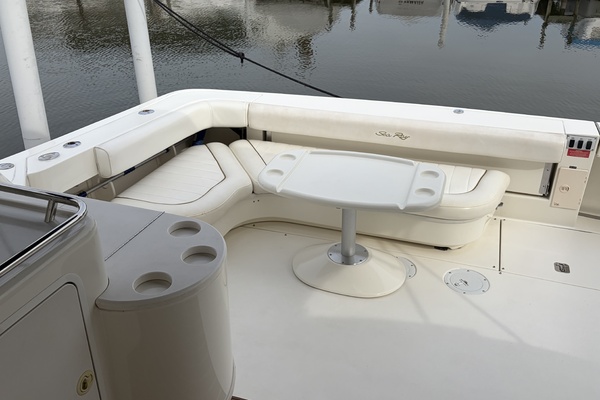 37ft Sea Ray Yacht For Sale