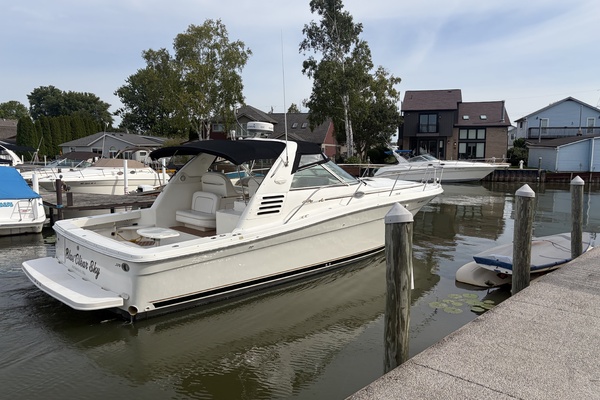 37ft Sea Ray Yacht For Sale