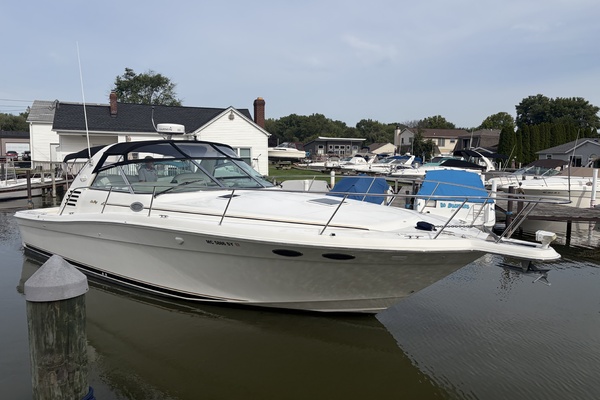 37ft Sea Ray Yacht For Sale