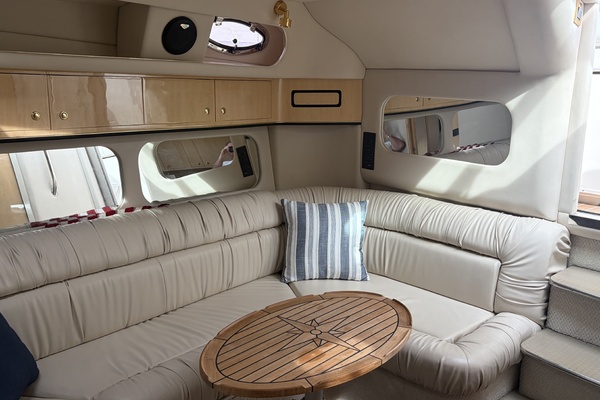 37ft Sea Ray Yacht For Sale