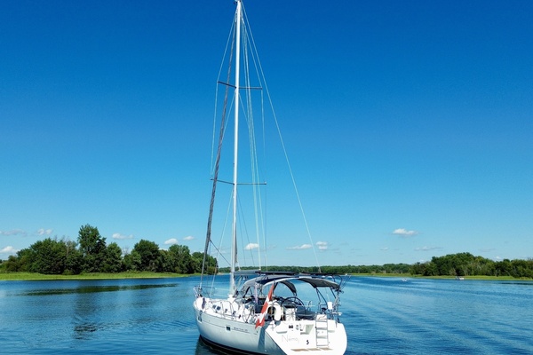 42ft Beneteau Yacht For Sale