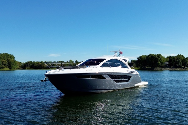 50ft Cruisers Yachts Yacht For Sale