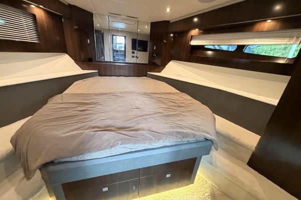 50ft Cruisers Yachts Yacht For Sale