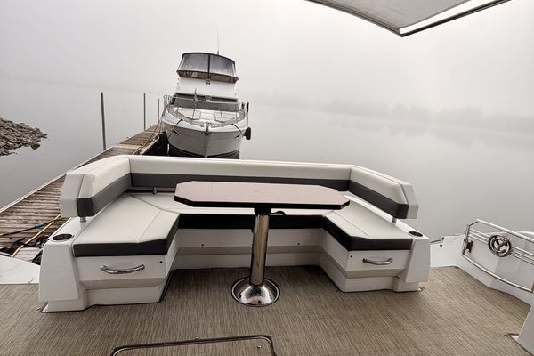 50ft Cruisers Yachts Yacht For Sale
