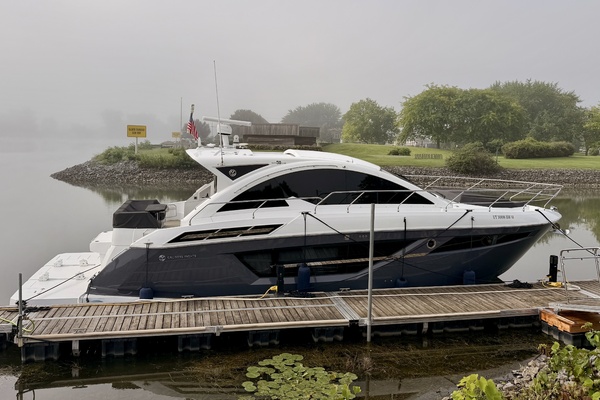 50ft Cruisers Yachts Yacht For Sale