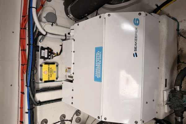 Cruisers Yachts 50 Cantius Yacht For Sale