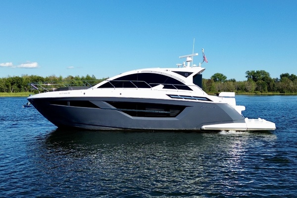 50ft Cruisers Yachts Yacht For Sale