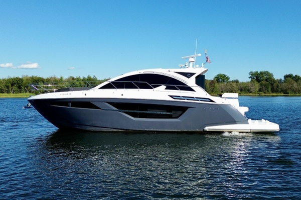 50ft Cruisers Yachts Yacht For Sale