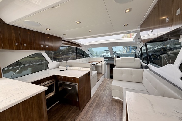 50ft Cruisers Yachts Yacht For Sale