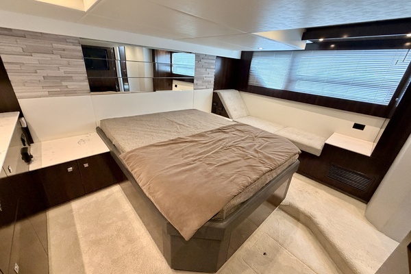 50ft Cruisers Yachts Yacht For Sale