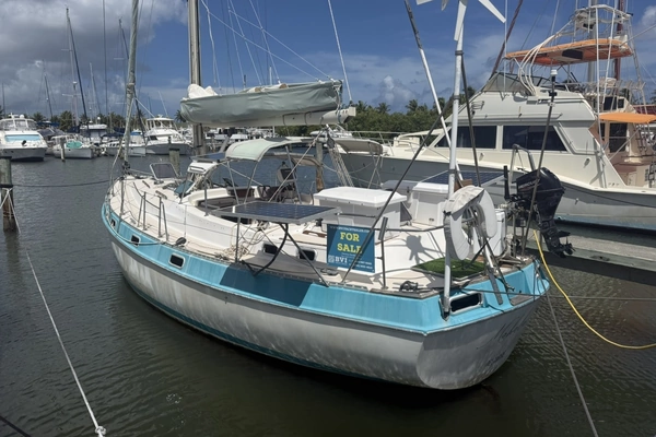 41-ft-Catalina Morgan-1989-41 Classic-Mahala Green Cay Marina, St. Croix  Virgin Islands (US)  yacht for sale