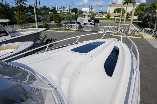 40ft Intrepid Yacht For Sale